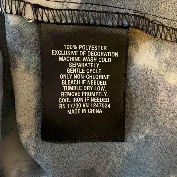 EUC Dress shirt - Picture 5 of 6